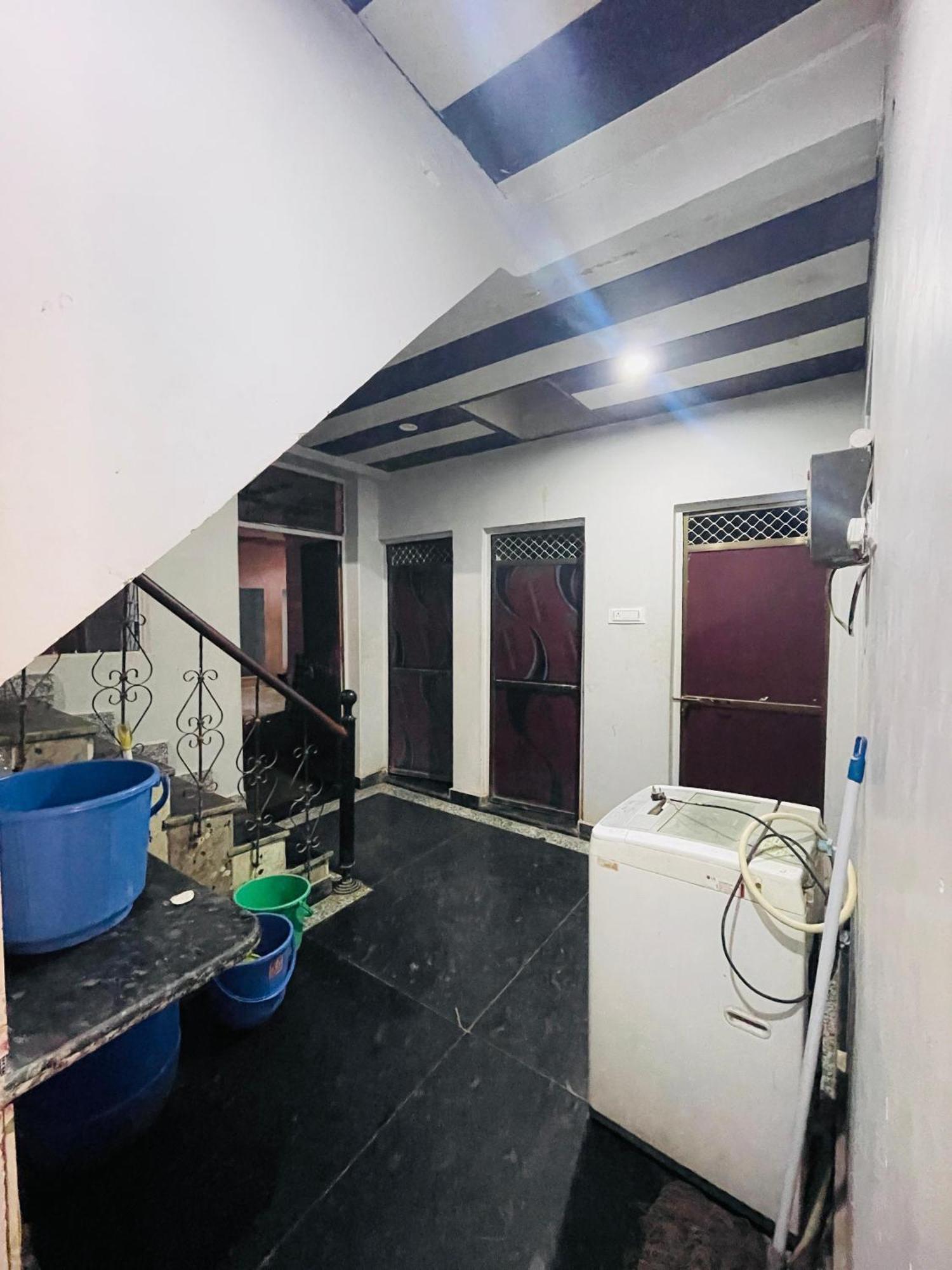 Kailash Inn Guest House Varanasi Bagian luar foto